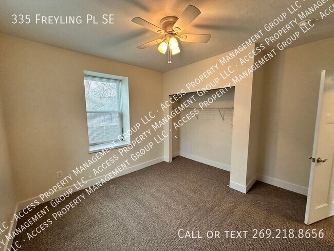 Building Photo - 335 Freyling Pl SE