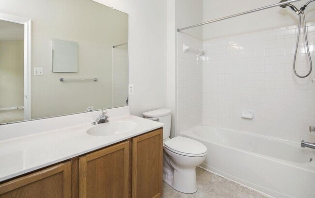 Building Photo - Three level townhome in Taskers Chance available mid June!