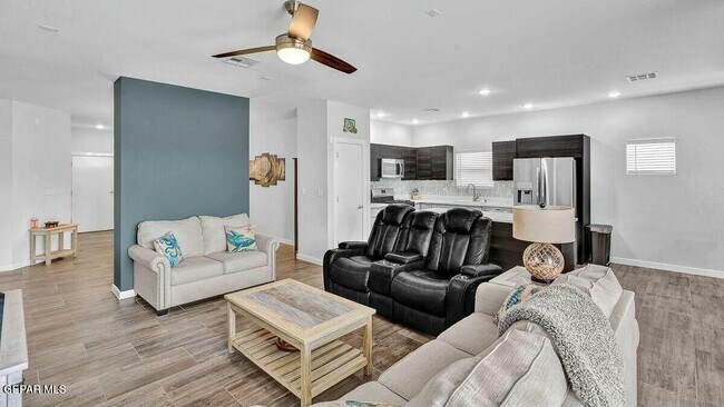 Building Photo - 992 Stamfordham Dr