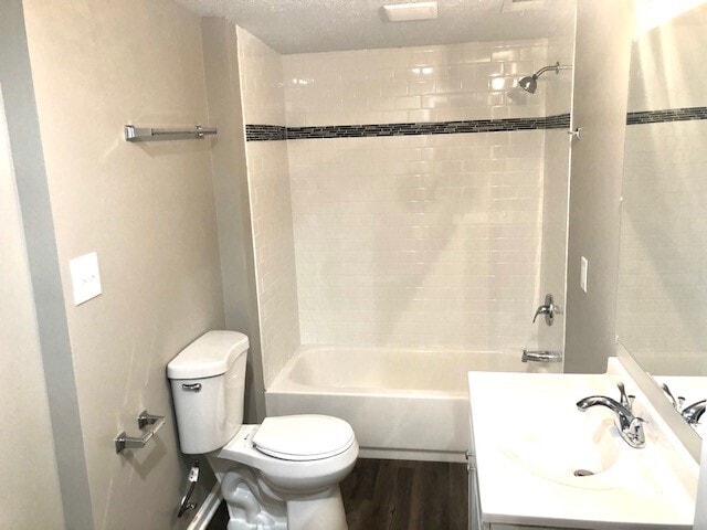 Building Photo - 4355 Norwaldo Ave