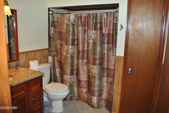 Building Photo - 5590 Lancewood Cir S