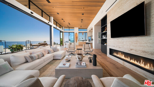 Building Photo - 3881 Puerco Canyon Rd
