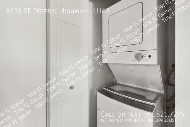 Building Photo - 6535 SE Federal Hwy