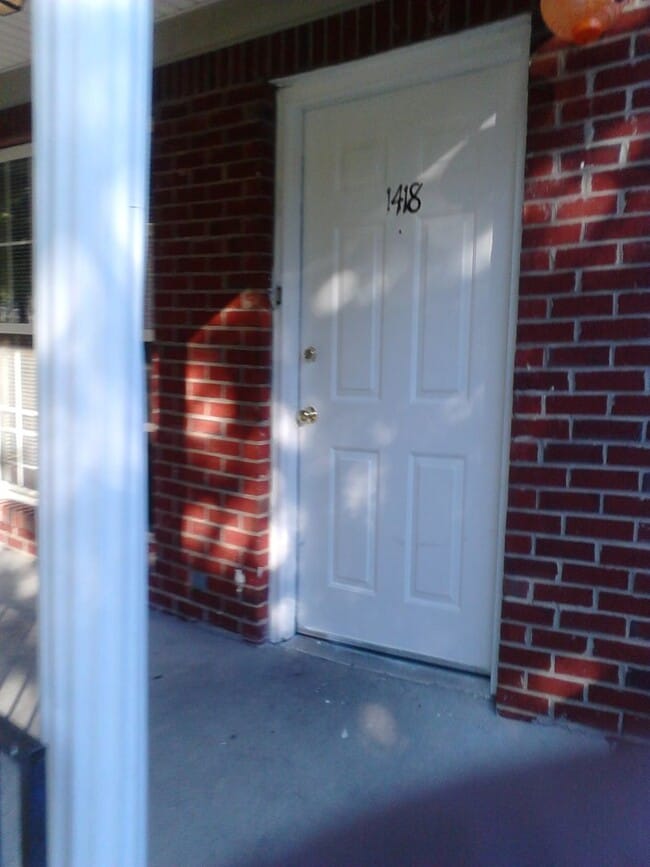 Building Photo - CSA - 1418