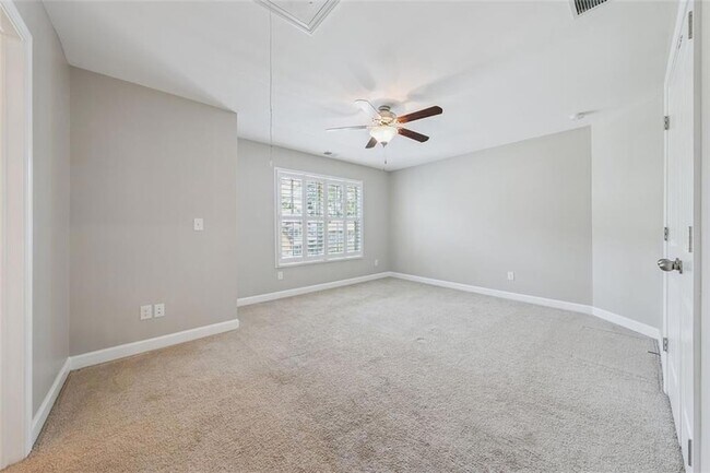Building Photo - 226 Haney Rd