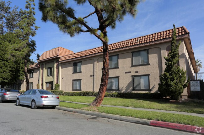 Primary Photo - 14509 Rosecrans Ave