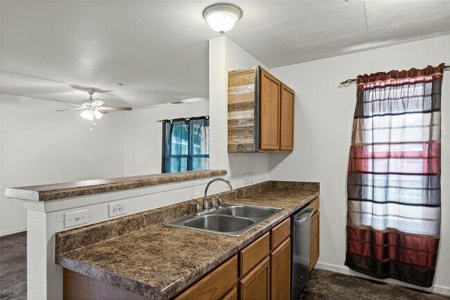 Building Photo - 6809 Ali Cove