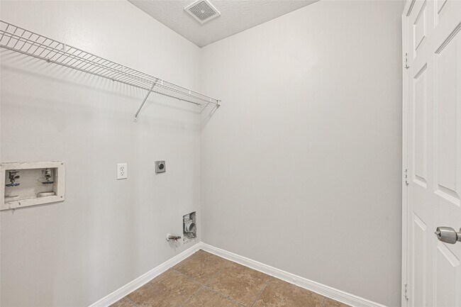 Building Photo - 17211 April Valley Ct