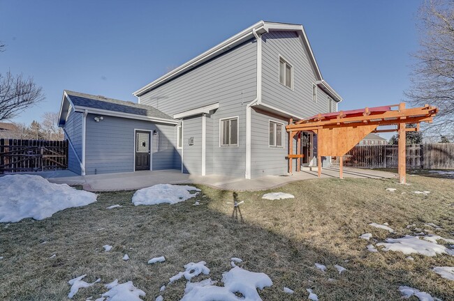 Building Photo - Beautiful 4 bed, 3.5 bath Home in Fort Col...