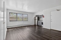 Building Photo - 9-11-11 Sanhican Dr