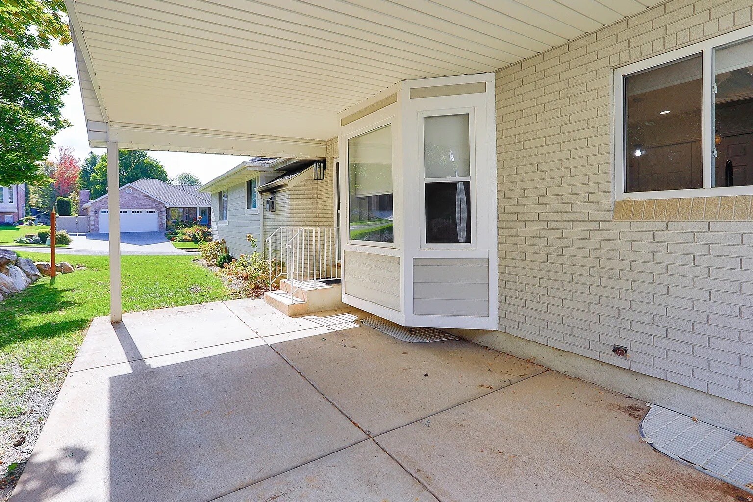 Building Photo - 1306 Thornfield Rd