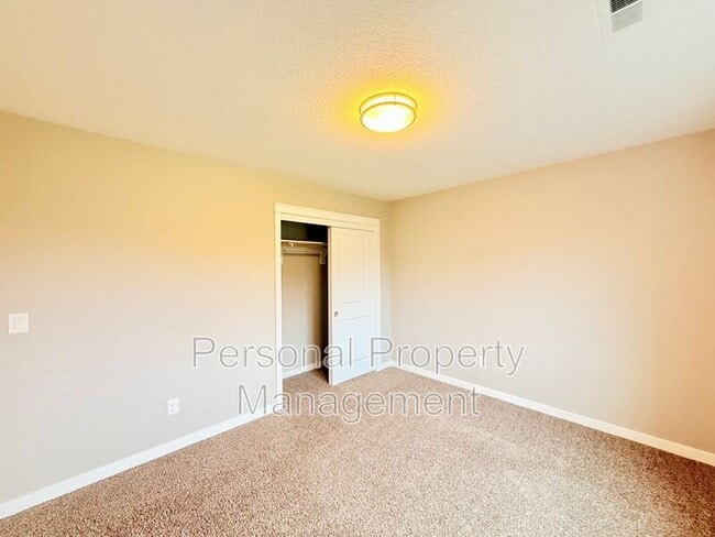 Building Photo - 4501 NE 91st Way