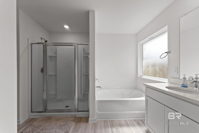 Building Photo - 15807 Laurelbrooke Lp