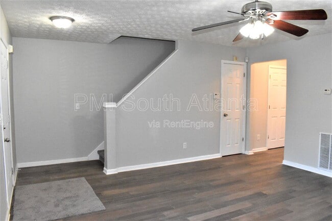 Building Photo - 5798 Strathmoor Manor Cir