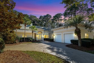 Building Photo - 2928 Pine Valley Dr