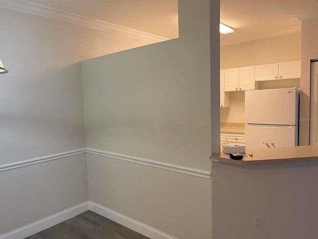 Building Photo - 3349 S Kirkman Rd