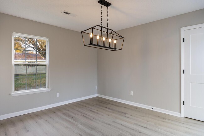 Building Photo - 1531 Wilson Rd