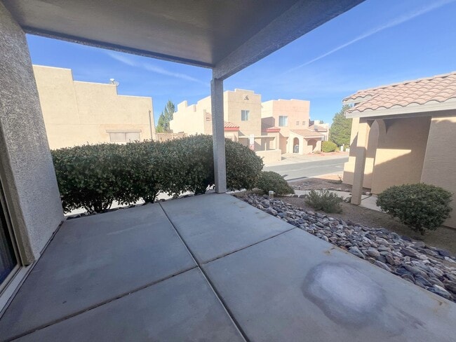 Building Photo - TOWNHOME - COTTONWOOD - HOA Cottonwood Square Commons