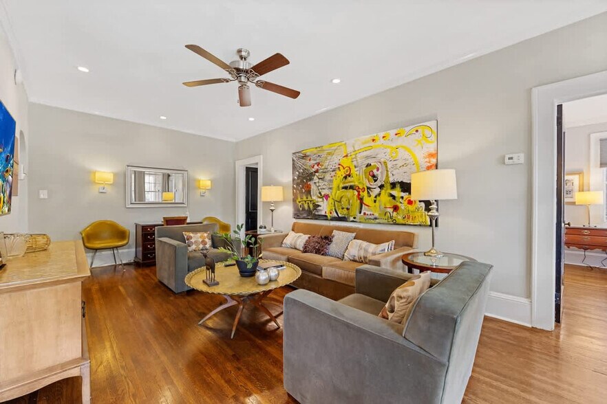 Building Photo - 500 Queens Rd