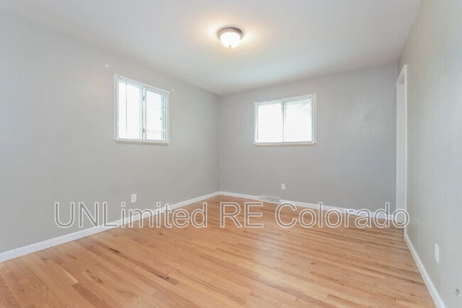 Building Photo - 6050 S Sterne Pkwy