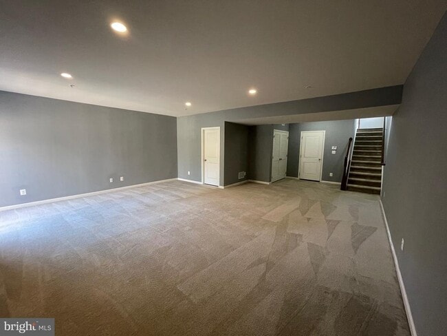 Building Photo - 317 Spruce Pine Rd