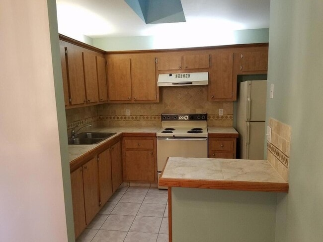 Building Photo - 3603 Waterview Cir