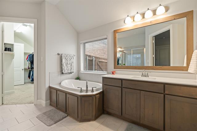 Building Photo - 225 Lariat Trail