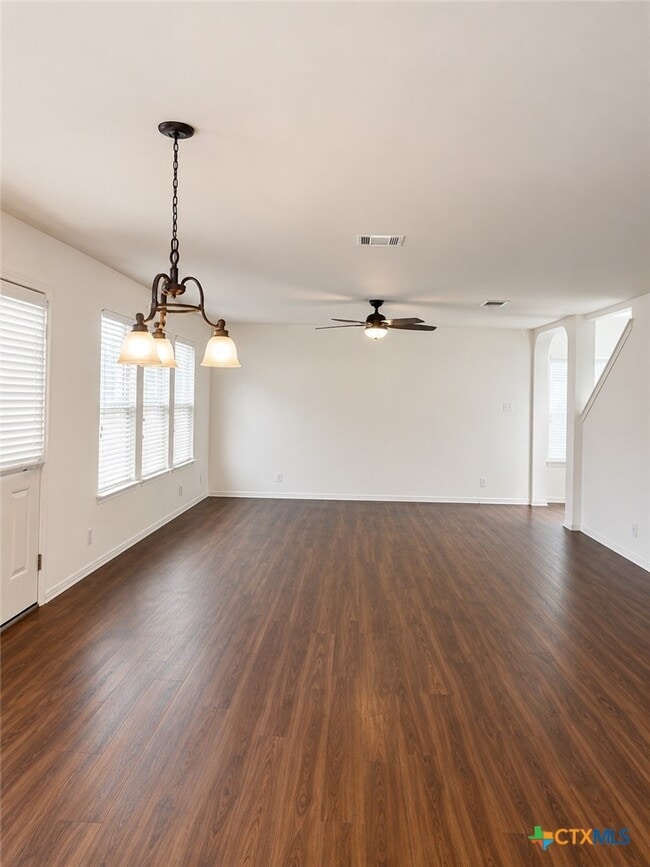 Building Photo - 215 San Saba