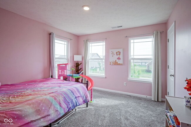 Building Photo - 6810 Birmingham Ave