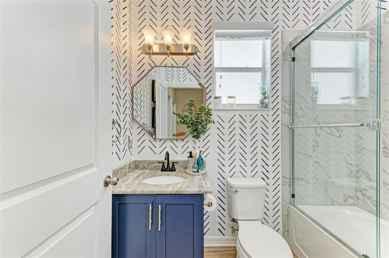 Building Photo - 2304 E 22nd Ave.