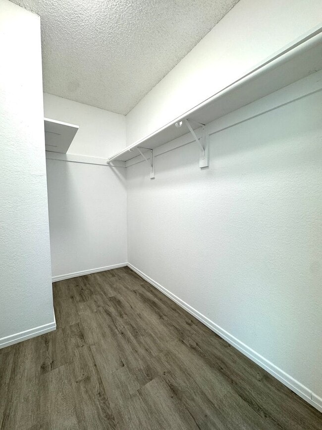 Building Photo - 3 Bedroom House in Sherman Oaks!