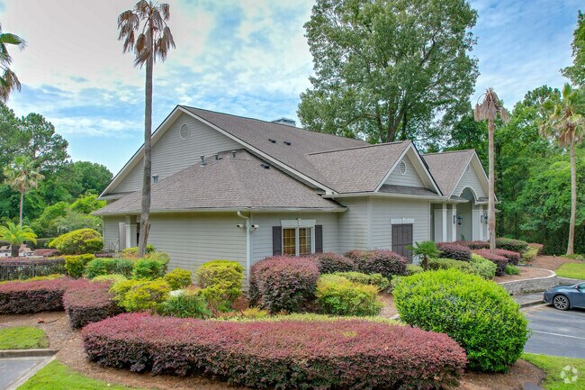 Building Photo - Peninsula