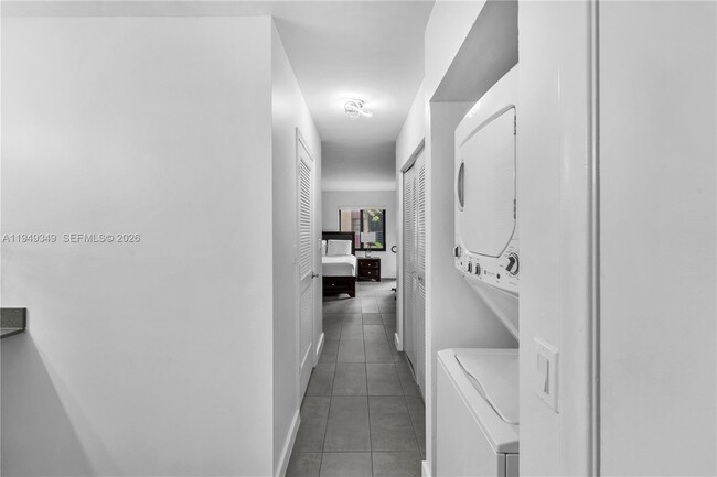 Building Photo - 20841 San Simeon Way