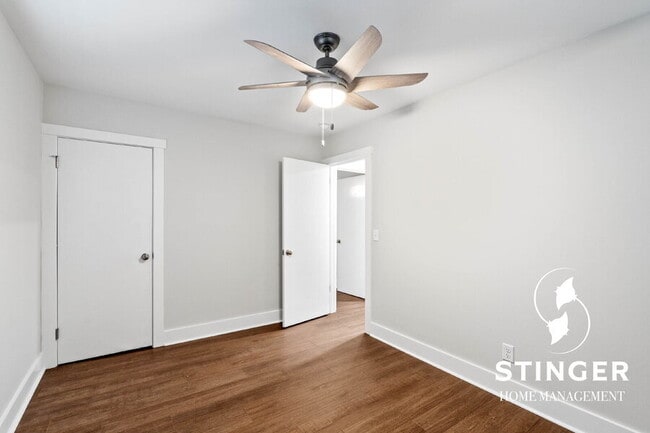 Building Photo - 607 Greenway Ct