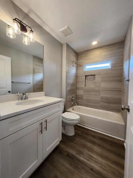 Building Photo - 3607 Meadow Vista Ln