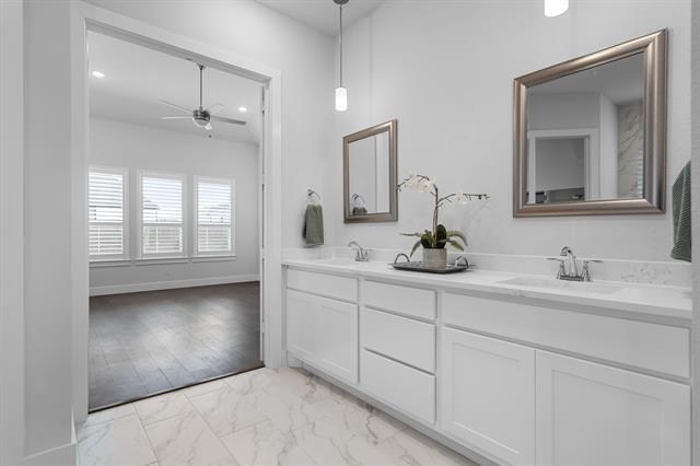 Building Photo - 124 Craigmore Dr
