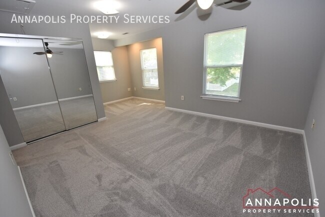 Building Photo - 1605 Rockhold Rd