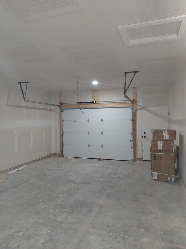 Building Photo - 707/709 Maple Street