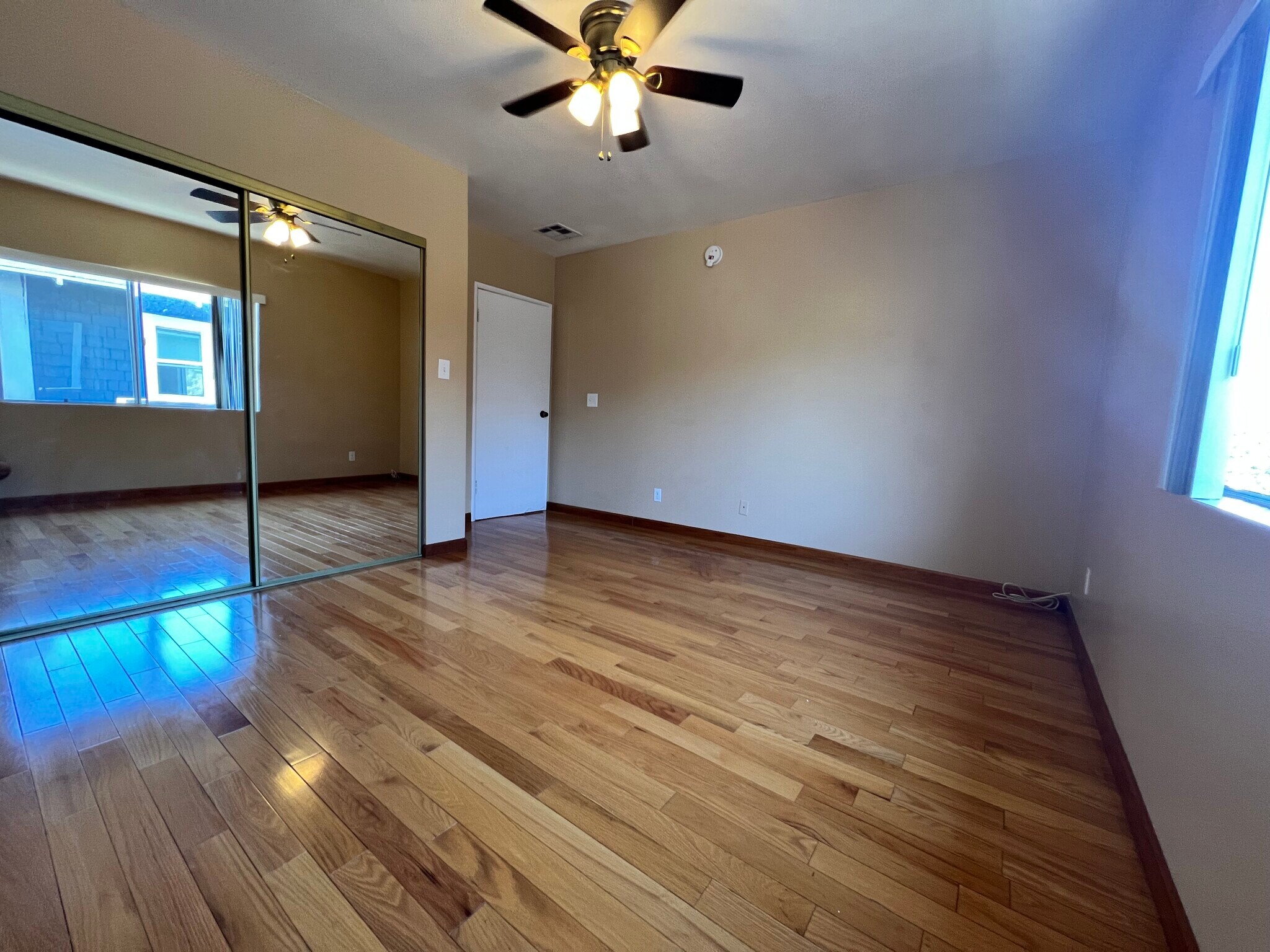 Building Photo - 5646 La Mirada Ave