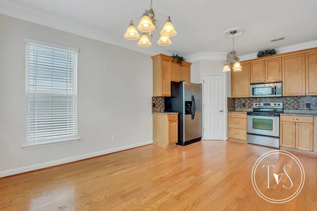 Building Photo - 175 Summer Hill Ct