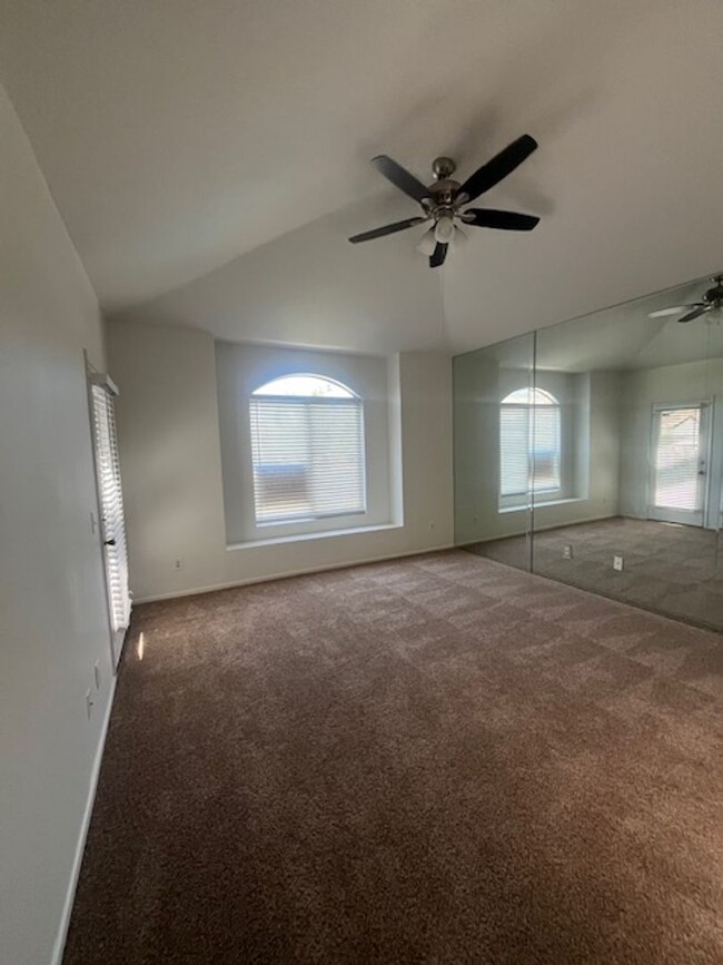Building Photo - 2235 Indigo Hills Dr