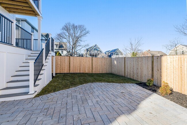 Building Photo - 31 Ware St