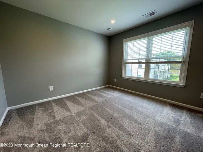 Building Photo - 134 Cypress Ct