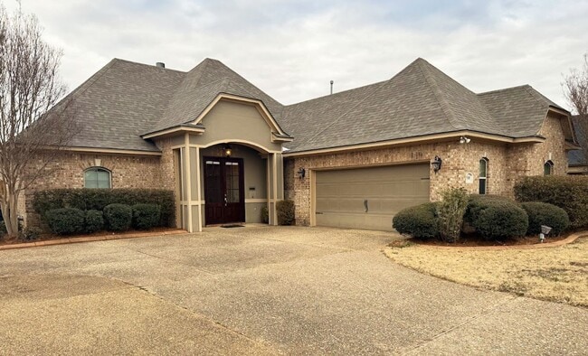 Building Photo - 508 Brompton Ln