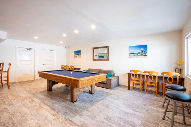 Building Photo - 2721 2nd St