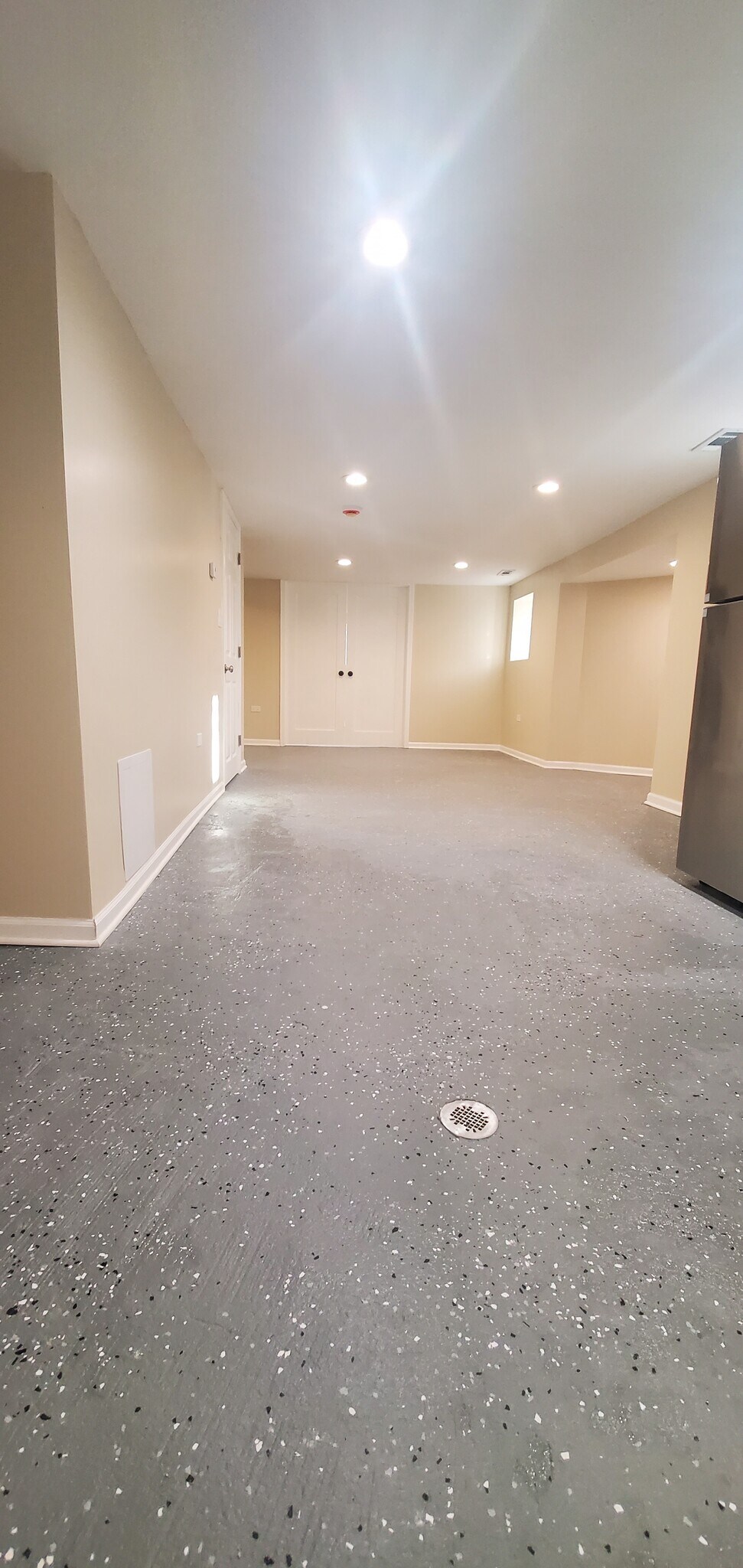 Building Photo - 3658 W Cortland St