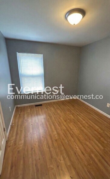 Building Photo - 2167 Edmund Ave