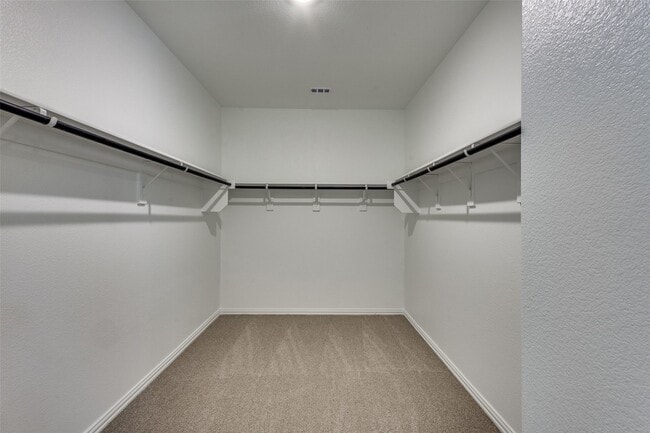 Building Photo - 513 Tidal Dr