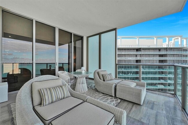 Building Photo - 9703 Collins Ave