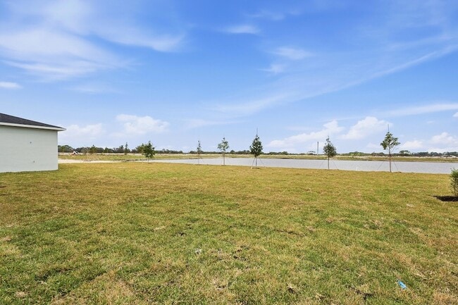 Building Photo - 10835 NW Moon Rise Ln